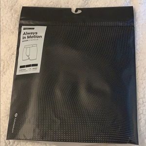 Lulu lemon men’s medium boxers